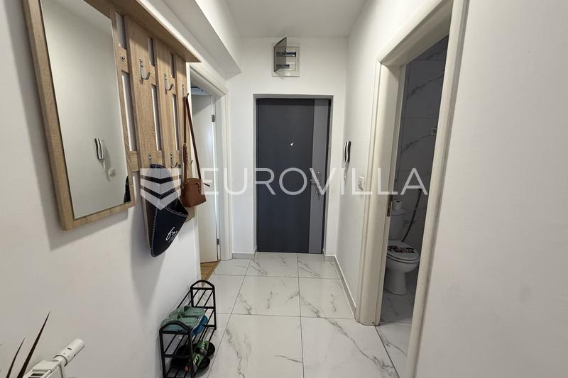 Đakovo, Centar, Prostran trosoban stan od 112 m² u zgradi s liftom - 28