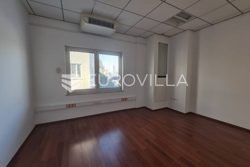 Radnička, funkcionalan poslovni prostor 110 m² na 1. katu poslovne zgrade - 6
