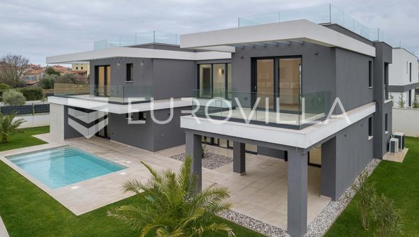 Ístria, Pomer, moradia única e moderna a 20 m do mar, 417 m²