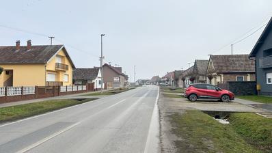Vinkovci, Ivankovo, građevinsko zemljište 2726 m² na frekventnoj poziciji