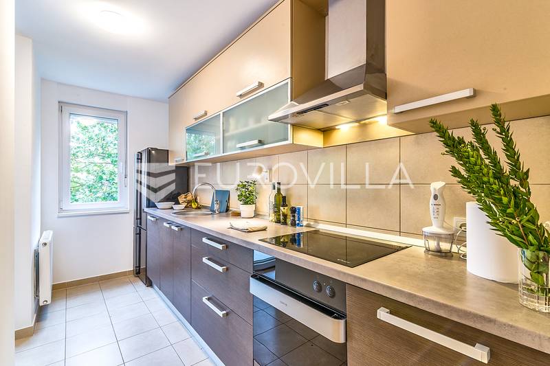 Srednjaci, prekrasan dvosoban stan 56 m² - 3
