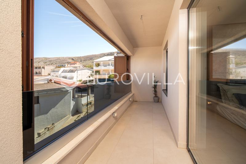 Pag belle villa avec vue sur mer 350 m² à 200 mètres de la mer - 89