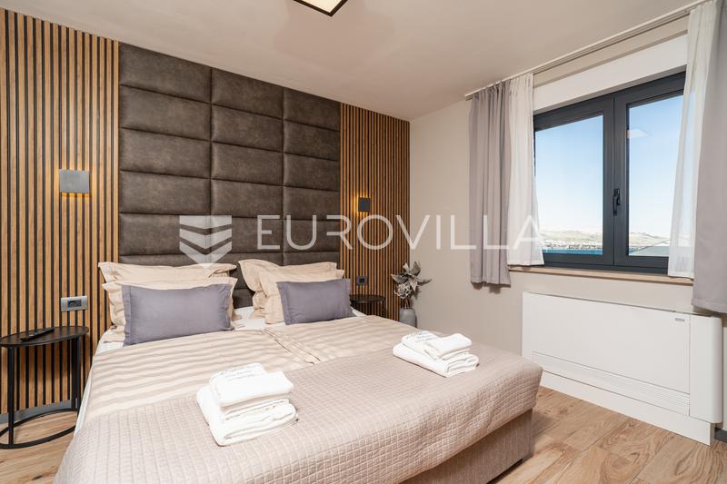 Pag belle villa avec vue sur mer 350 m² à 200 mètres de la mer - 74