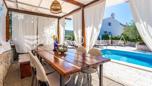 Ciovo, Slatine, hus med swimmingpool til langtidsleje
