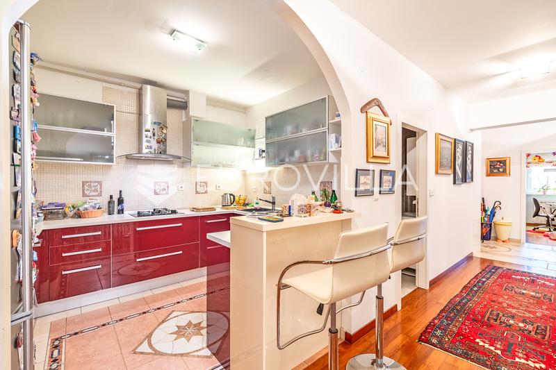 Zagreb, Gajnice, apartamento de tres dormitorios con dos baños - 3