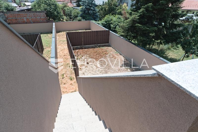 Osijek, Novi Grad, bel appartement de quatre pièces avec jardin dans un immeuble neuf - 8