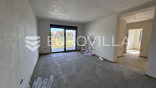 Slavonski Brod, Livada, trobsoban stan 71,50 m² u novogradnji