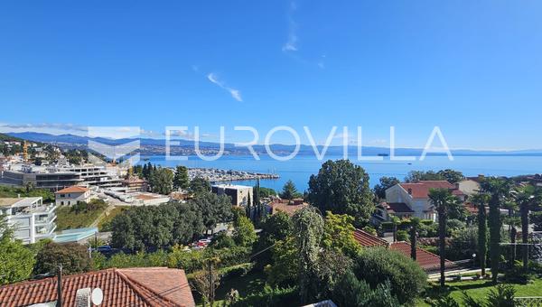Icici, alquiler, apartamento de lujo a 200 m del mar, con vistas a Kvarner.