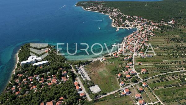 Zadar, Petrčane - Attraktiv tomt på 1 200 m², bara 250 m från havet