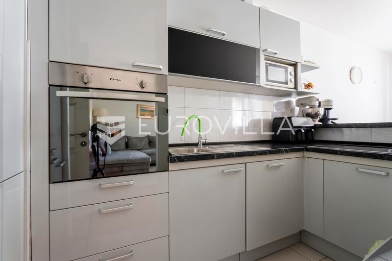Split, Zenta, Deniz Manzaralı Güzel İki Yatak Odalı Daire 74 m² - 4