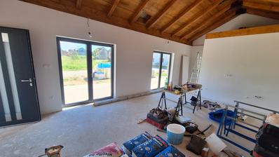 Duga Resa, Mrežnički Varoš, kuća 73 m², NOVOGRADNJA, 120 m do Mrežnice