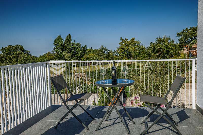 Istria, Višnjan - Luxury 260 m² Villa with a Heated Pool and 4 En-Suite Bedrooms - 25