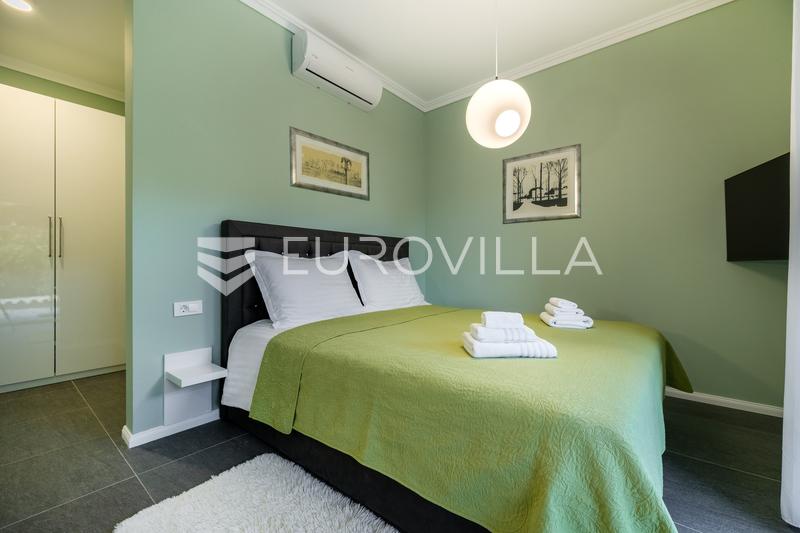 Istria, Višnjan - Luxury 260 m² Villa with a Heated Pool and 4 En-Suite Bedrooms - 18