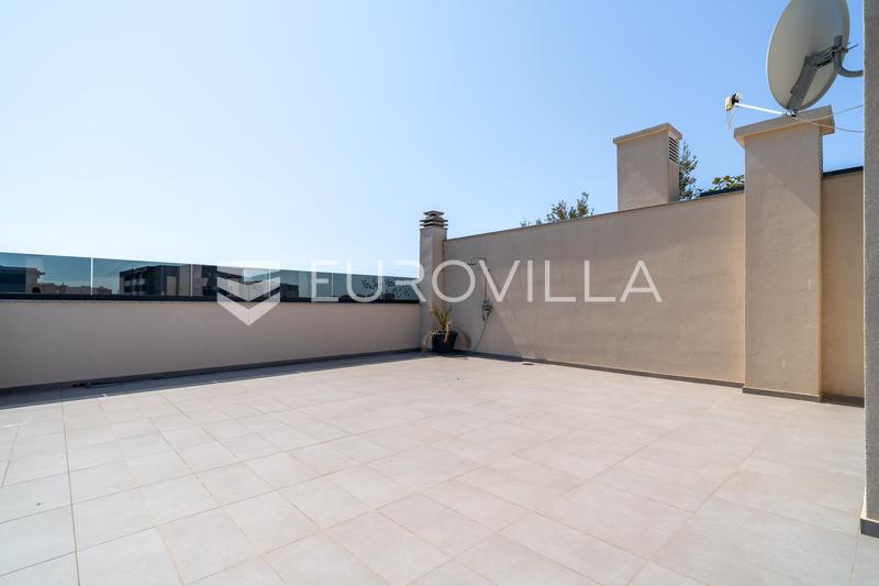Zadar, Melada, moderno apartamento de dos dormitorios con terraza en la azotea, OBRA NUEVA - 11