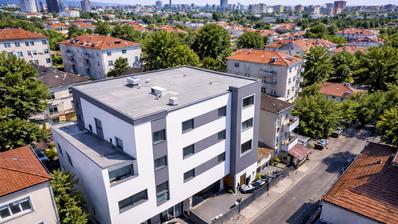 Zagreb zapad luksuzan četverosoban penthouse s garažama