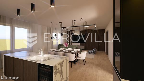 Zagreb, Masarykova, four-bedroom apartment 153 m3 with parking space for renovation