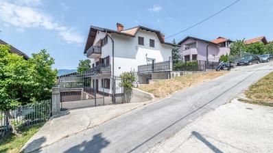 Zagreb, Gornja Dubrava, odlična kuća s tri stana i garažom, 400 m²