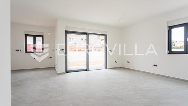 Vodice, un espacioso apartamento de dos niveles y dos habitaciones, 115,56 m²