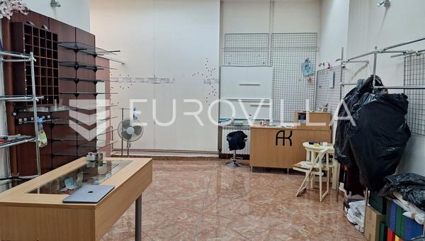 Karlovac, Centar, poslovni prostor 41 m²