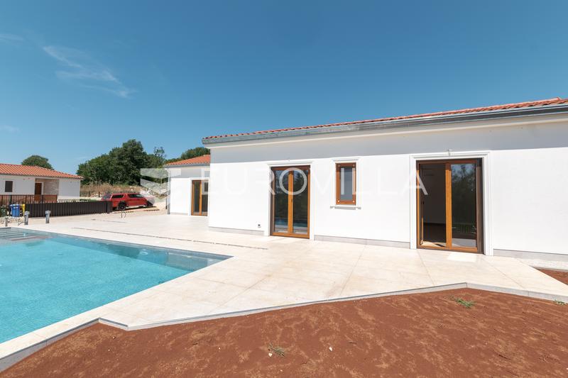 Istra, Majkusi, luksuzna novogradnja z bazenom na parceli 868 m² - 33