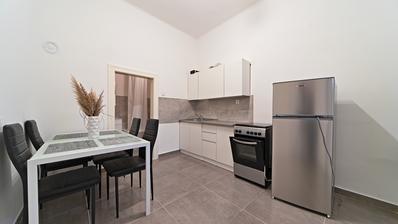 Osijek, Gornji Grad - satılık bakımlı 35 m² daire.