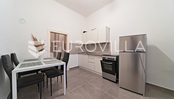 Osijek, Gornji Grad - na prodej udržovaný byt o rozloze 35 m².