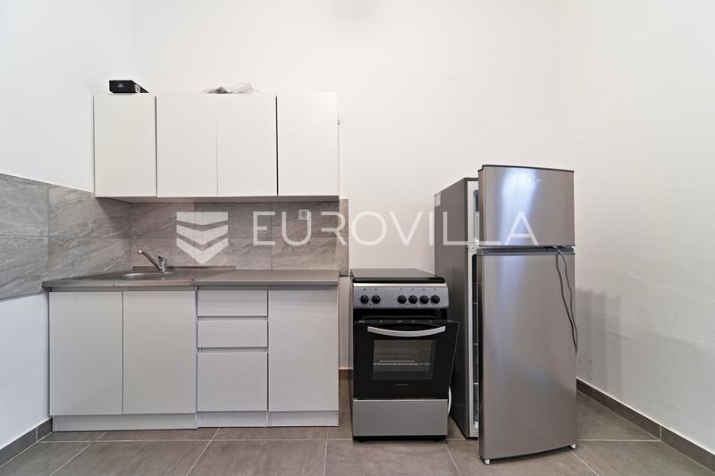 Osijek, Gornji Grad - satılık bakımlı 35 m² daire. - 11