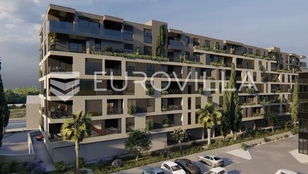 Istria, Pola, moderno condominio nel centro della città - appartamento al 2° piano...