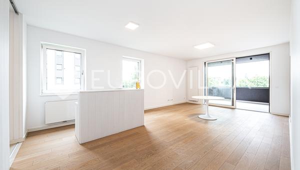 Zagreb, Heinzelova, nuevo edificio VMD, espacio de oficina, apartamento, 4 plazas de aparcamiento en garaje, 146,49 m²