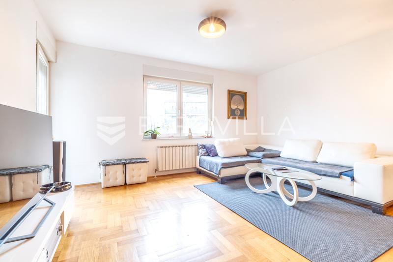 Zagreb, Malešnica, komforan dvosoban stan NKP 57 m2