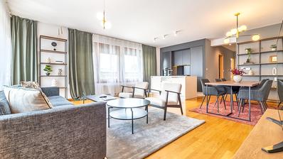 Zagreb, Donji grad, novija gradnja, trosoban stan 88 m² s parkingom u garaži