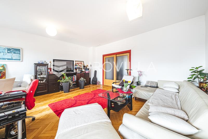 Zagreb, Špansko, moderan dvoetažni četverosobni stan NKP 109 m²