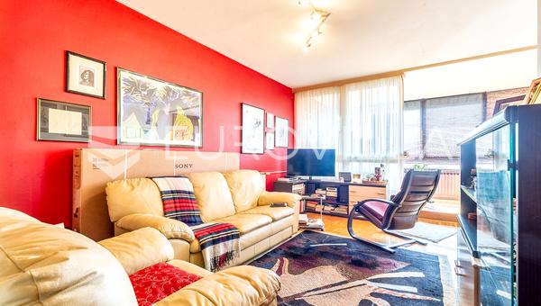 Zagreb, Travno, Treværelses lejlighed 67 m²