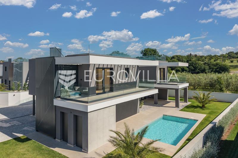 Istria, Pomer, villa moderna única a 20 m del mar, 322 m² - 49
