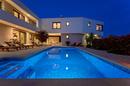 Kastel Sucurac - moderne villa met zwembad - 3