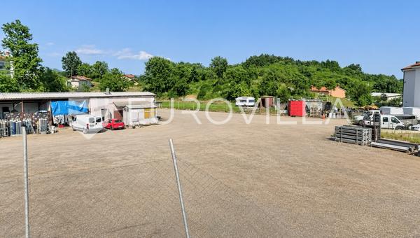 Matulji, Jusici, terreno edificable de 3700 m² para 5 edificios residenciales