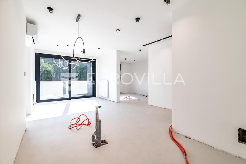 Zagreb, Pantovčak renovated three bedrooms apartment with garage 115 m² - 6