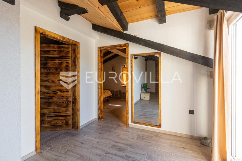 Région de Solin, authentique villa en pierre avec piscine - 28