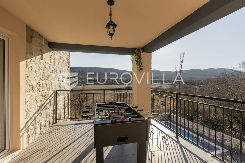 Région de Solin, authentique villa en pierre avec piscine - 44