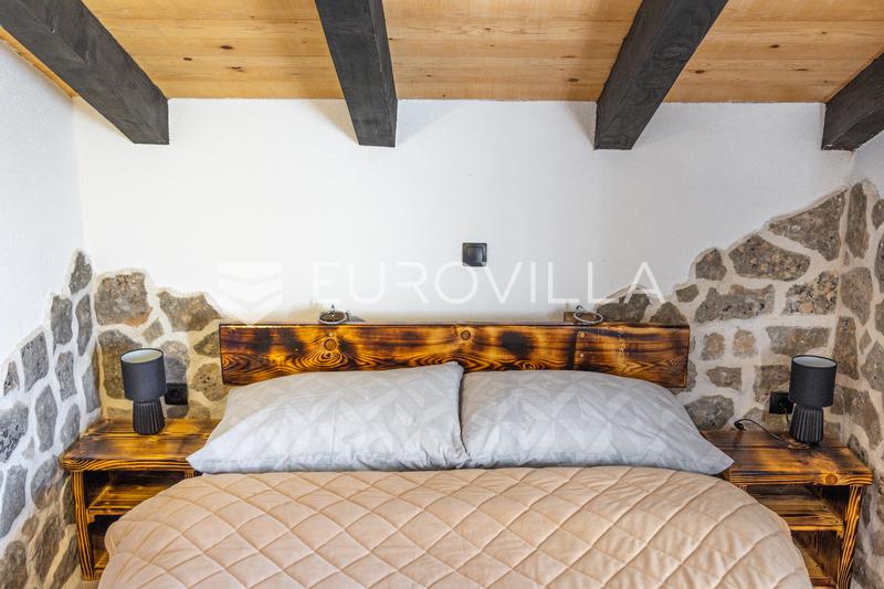 Région de Solin, authentique villa en pierre avec piscine - 6