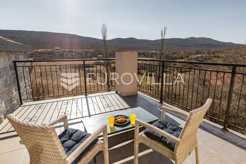 Région de Solin, authentique villa en pierre avec piscine - 29