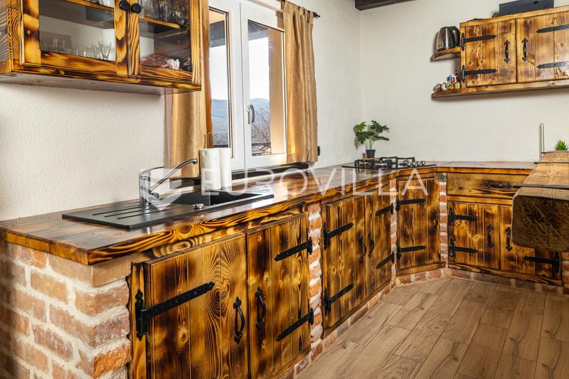 Région de Solin, authentique villa en pierre avec piscine - 35