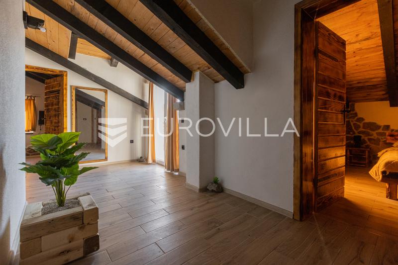 Région de Solin, authentique villa en pierre avec piscine - 27