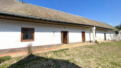 Baranja, Kopačevo, Bilje - Autêntica casa tradicional para renovação num terreno de 1.754 m² para venda