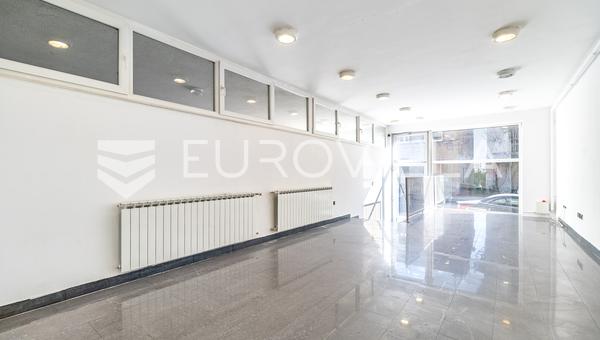 Zagrzeb, Kustosija, lokal użytkowy na poziomie ulicy o powierzchni 54 m² z parkingiem