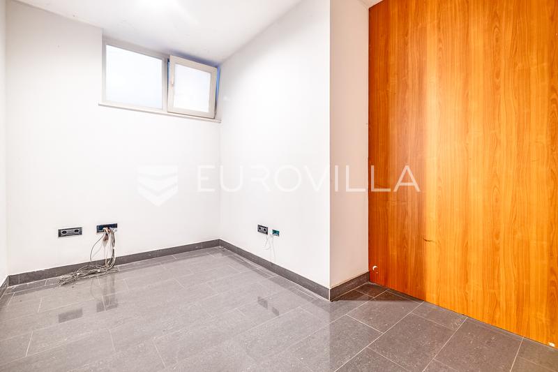 Zagreb, Kustosija, espace commercial de plain-pied de 54 m² avec parking - 2