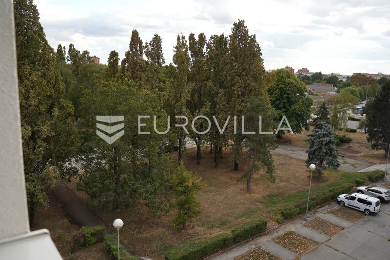 Vinkovci, čtvrť Kolodvor, třípokojový byt 94,84 m² - 3
