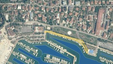 Istra, Umag – Građevinsko zemljište prvi red do mora s dozvolom za luksuznu zgradu