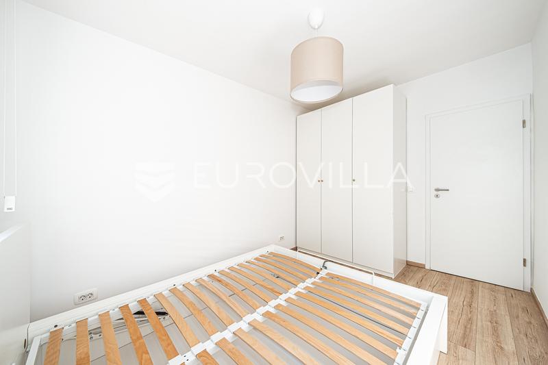 Zagreb, Siget, Newly renovated three-room apartment 54 m² on 2nd floor with elevator - 7