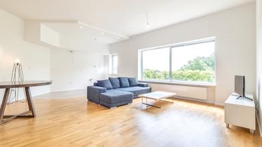 Zagreb, Gračani, NOVOGRADNJA, dvoetažan peterosoban stan 159,44 m² s vrtom